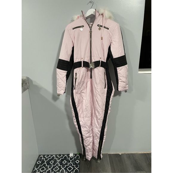 Women’s Medium Pink Unbranded Ski Snowsuit with Faux Fur Hood Overalls Jumpsuit - Picture 2 of 13